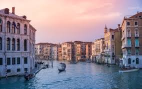 Let's take a look at the time and variables that can influence how long you will take to learn italian. How Long Does It Take To Learn Italian Rocket Languages