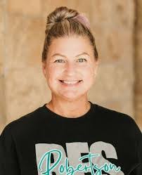 Ingrid Warren's Instagram, Twitter & Facebook