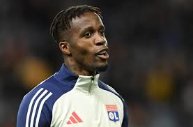 Galatasaray'dan Lyon'a Zaha için 2 şart!