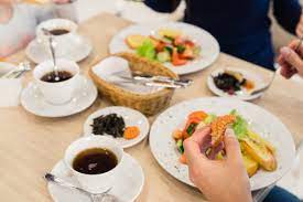 Alimentatie bogata in zahar/ dulciuri cu zahar rafinat. Dieta In Colecistita Alimente Permise Si Interzise