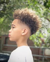 Like the crew cut or buzz cut, the french crop is a this low cut taper fade curves around the ear and drops down to the neckline. Pin On Hairstyles For Kp
