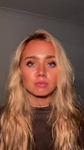 Nicole Gemma's Instagram, Twitter & Facebook