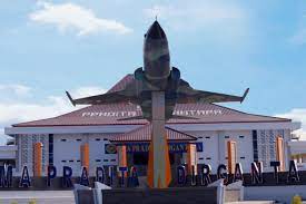 Kepala staf tni angkatan udara marsekal yuyu sutisna meninjau proggres pembangunan sekolah unggulan sma pradita dirgantara, selasa (30/1/2018). Sma Binaan Tni Au Buka Pendaftaran 2021 Beri Beasiswa Penuh Halaman All Kompas Com