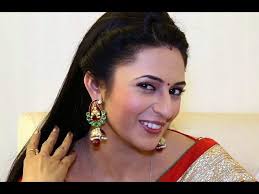 Ishita Of Yeh Hai Mohabbatein Divyanka Tripathi Is SUPER HAPPY