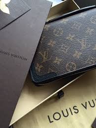 What are the most expensive clothing stores? Shopping