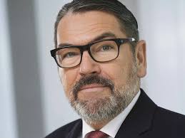 Michael Rüdiger wird neuer Blackrock-Chefaufseher