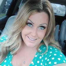 Miranda Mcmullen's Instagram, Twitter & Facebook