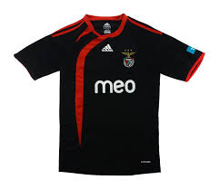 When fulham fc declined an invitation to move in because the annual £1,500 rent was too high, the brothers simply went ahead and formed their own club, chelsea fc. Sl Benfica 2009 10 Away Kit