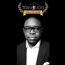 Renee Raper's Instagram, Twitter & Facebook