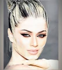 I see you seeing me ♥️ . . . . . 📷: @chandrakant.shah Manager :  business.manager_kainaat