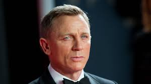 Daniel Craig facts: James Bond actor's age, wife, children, movies and net  worth...
