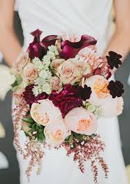 25 Stunningly Gorgeous Fall Bouquets For Autumn Brides Cranberry Wedding Burgundy And Blush Wedding Fall Wedding Colors