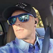 What are great indoor pickleball venues