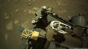 On april 30, 2021, nasa's perseverance rover made history as the first spacecraft to record sounds from another spacecraft on another planet. Mars Nasa Rover Perseverance Completes First Drive News Dw 06 03 2021