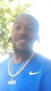 Shaun Merrell's Instagram, Twitter & Facebook