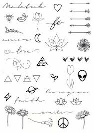 Pequenos Tatuajes Plantillas Pequenos Tatuajes Plantillas Plantillas De Tatuajes Pequenos Disenos De Tatuajes Tatuajes Bonitos Pequenos Sin embargo, te sugerimos que cuando vayas a realizarte el tatuaje ya vayas con una idea clara de lo que deseas. pequenos tatuajes plantillas