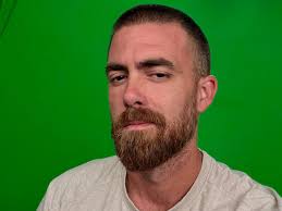 À partir de ce soir, 19h50, sur w9, la nouvelle saison des 50 va enfin  démarrer. Avant que vous voyiez les épisodes, je tiens à vous dire que ça a  été une