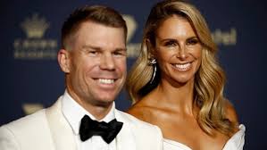 David Warner's wife takes indirect aim at Sunrisers Hyderabad as Australia  opener named 'Player of the Tournament'