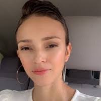 Claritza Ortiz's Instagram, Twitter & Facebook