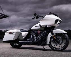 Pin By Jona R On Harley Davidson Harley Davidson Baggers Harley Davidson Bikes Harley Davidson