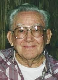 Eddie Wardlow's Instagram, Twitter & Facebook