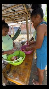 Así te dice Dios Por cuánto me has reconocido en tu corazón y te has  postrado ante mi presencia, yo vengo a ti por medio de mi Espíritu Santo  para levantarte y