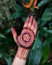 Mehandi By Aleena On Instagram Dm Me For Fresh Organic Henna Cone Using Lavender Essential Oil Organic Henna Lavender Essential Oil Henna Cones