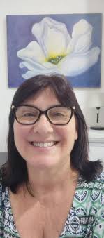 O Provérbio 24:17-18 faz parte do livro de Provérbios na Bíblia, que é...