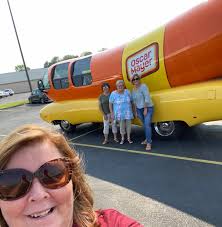 Debbie Prince (@damseldeb10)