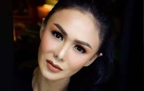 Ia menganggap hal ini sebagai edukasi seks. Yuni Shara Sport Shows Off Her Singset Body Netizen Crazy She S 50 Years Old Okezone Celebrity Archyde