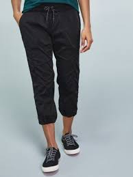 With the north face women's aphrodite 2.0 capris, you'll stay comfortable while exploring the trails or the city. The North Face Aphrodite 2 0 Capri Pants Women S Rei Co Op In 2021 Womens Capri Pants Pants For Women Capri Pants Outfits