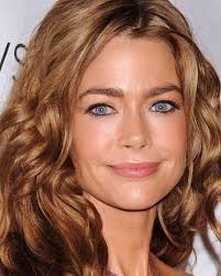Denise Richards dumpt Nikki Sixx