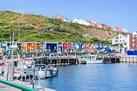 Helgoland) is een duits eiland in de noordzee.in het verleden is het eiland onderdeel geweest van denemarken en van het verenigd koninkrijk, maar sinds 1890 is het duits grondbezit. Visit Helgoland 2021 Travel Guide For Helgoland Schleswig Holstein Expedia