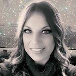 Suzanne Oneal's Instagram, Twitter & Facebook