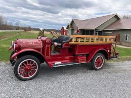 Our beautifully restored 1948 & 1949 reo speed wagon trucks add character and ambiance to your party. 1926 Reo Speedwagon Is Ready For Spaamfaa National Muster Fire Apparatus