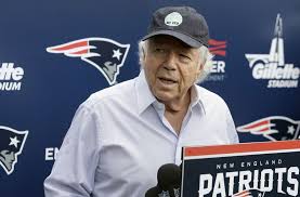 According to police reports, kraft visited the parlor on two separate occasions, one being the day of the patriots' afc title game last month, and paid for a. Robert Kraft Ermittlungen Gegen Patriots Besitzer Wegen Forderung Von Prostitution Sport Stuttgarter Nachrichten