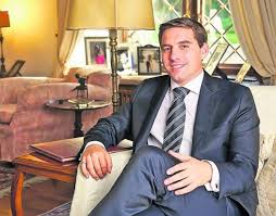 Astazi, principele nicolae al romaniei implineste 28 de ani. Decizie In PremierÄ La Casa RegalÄ A Romaniei Regele Mihai I A Retras Nepotului SÄu Nicolae Titlul De Principe Al Romaniei Nasul Tv