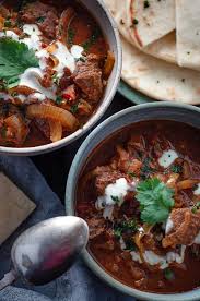 Easy Slow Cooker Rogan Josh Beef Curry Recipe Indian Food Recipes Vegetarian Easy Slow Cooker Crockpot Recipes Slow Cooker