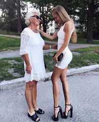 You can show your love to your mom by giving her flowers that match her personality. This Is How You Coordinate With Your Cool Mom Slaylebrity