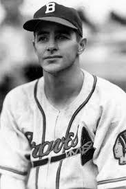 Glenda Jeter's Instagram, Twitter & Facebook