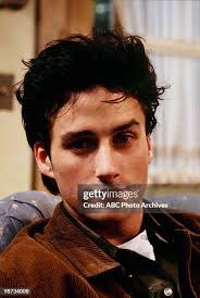 553 Glenn Quinn Photos & High Res Pictures