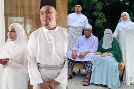 Zarina anjoulie mengamuk dipanggil janda tua oleh fara mandoza. Zarina Anjoulie Kongsi Gambar Mentua Netizen Kagum Tak Memilih Menantu Alhamdulillah Macam Ni La Dipanggil Orang Orang Beriman Hiburan Mstar