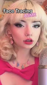 Face Tracing ASMR for Relaxing Sensations