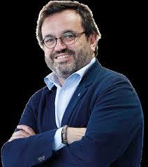 Sonia Cobian's Instagram, Twitter & Facebook