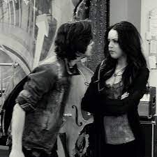 Jade And Beck Jade And Beck Elizabeth Gillies Avan Jogia