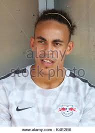 Ontdek de perfecte stockfoto's over yussuf poulsen en redactionele nieuwsbeelden van getty images kies uit premium yussuf poulsen van de hoogste kwaliteit. Yussuf Poulsen Rb Leipzig Stock Photo Alamy