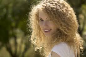 Women with any age group below the 40 years can look into this long hair perm. How To Choose The Right Type Of Perm Lovetoknow