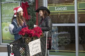 See more ideas about susan sarandon, susan, susan sarandon hot. Review A Bad Moms Christmas Tastes Like A Stale Chestnut Taiwan News 2017 11 03