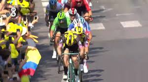 Full results and standings after ewan wins explosive sprint finish. Tour De France 2019 Watch Caleb Ewan Headbutt Fan S Mobile Phone Herald Sun