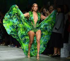Jennifer Lopez On Why That Green Versace Dress Is So Important Glamour Публикация от jennifer lopez (@jlo).